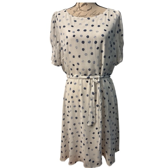 DKNY spring summer dress, white with blue dots, belted , full skirt, lined. SZ12 - Picture 3 of 12